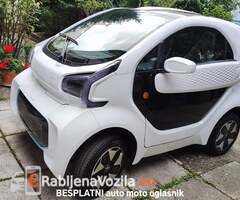 XEV YOYO, Talijanska verzija električnog Smarta - 3