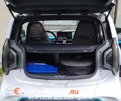 XEV YOYO, Talijanska verzija električnog Smarta - 6