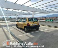 600€ - Renault Twingo 1.2 - registriran do 6.mj 2023. - 6