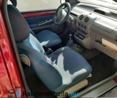 Renault Twingo 1,2 16V 2004. - 9