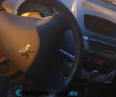 Peugeot 107 1.0 benzin - 2