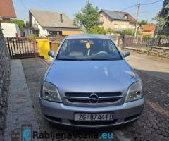 Opel Vectra C 2.2dti reg do 7/2025 - 700€ - ispravna
