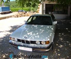 BMW 735i - 7