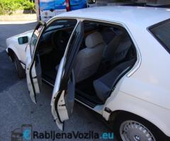 BMW 735i - 11