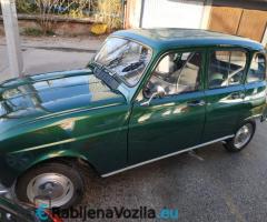 A true classic - Renault R4 Special - 6